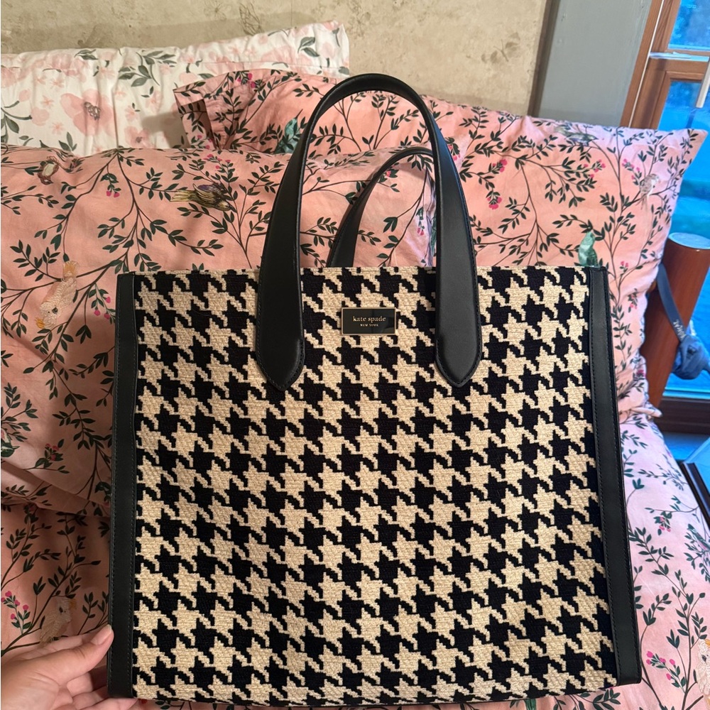 Kate Spade Manhattan Black + Cream Houndstooth Tote